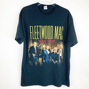 Fleetwood Mac Tops - Fleetwood Mac Concert T-shirt Fleetwood Mac Tops - Fleetwood Mac Concert T-shirt